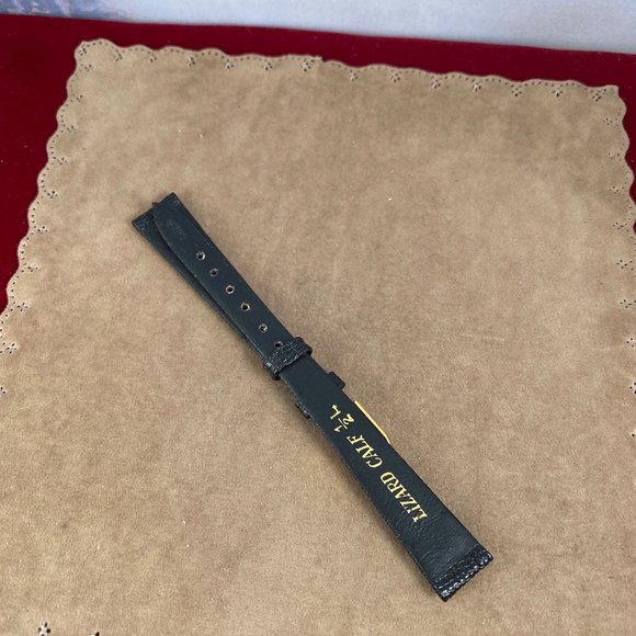 Vintage Givenchy Paris Quartz Ladies Watch - Picture 9 of 9